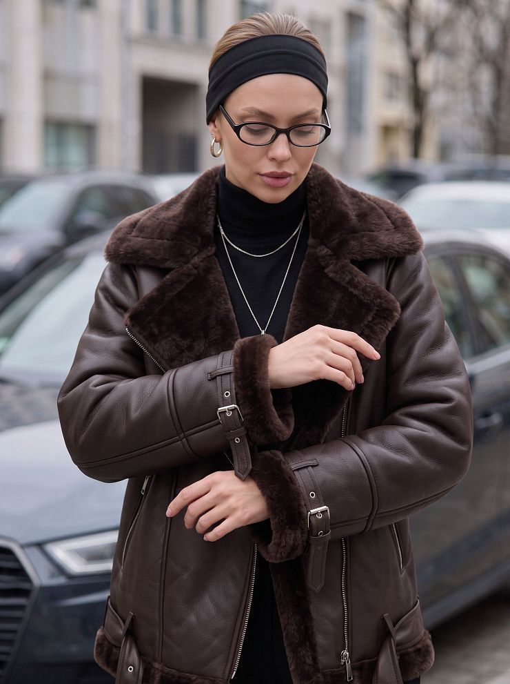 Дубленка женская демисезонная LAWINTER, коричневая, модель 34626