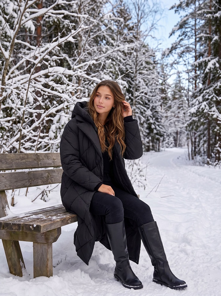 Пуховик женский зимний LAWINTER, черный, модель 85385