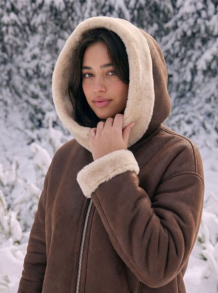 Дубленка женская зимняя LAWINTER, коричневая, модель 35475