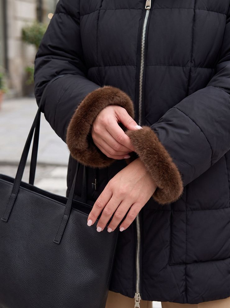 Куртка женская зимняя LAWINTER, черная, модель 85136