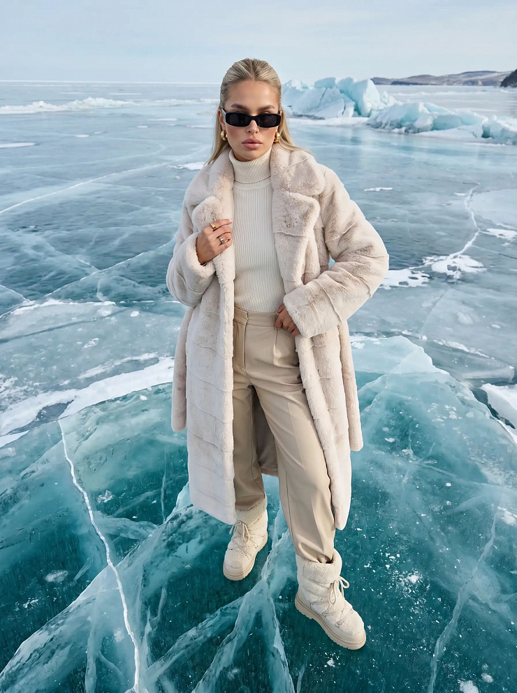 Шуба женская зимняя LAWINTER, молочная, модель 53591