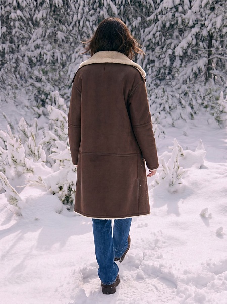 Дубленка женская зимняя LAWINTER, коричневая, модель 34253