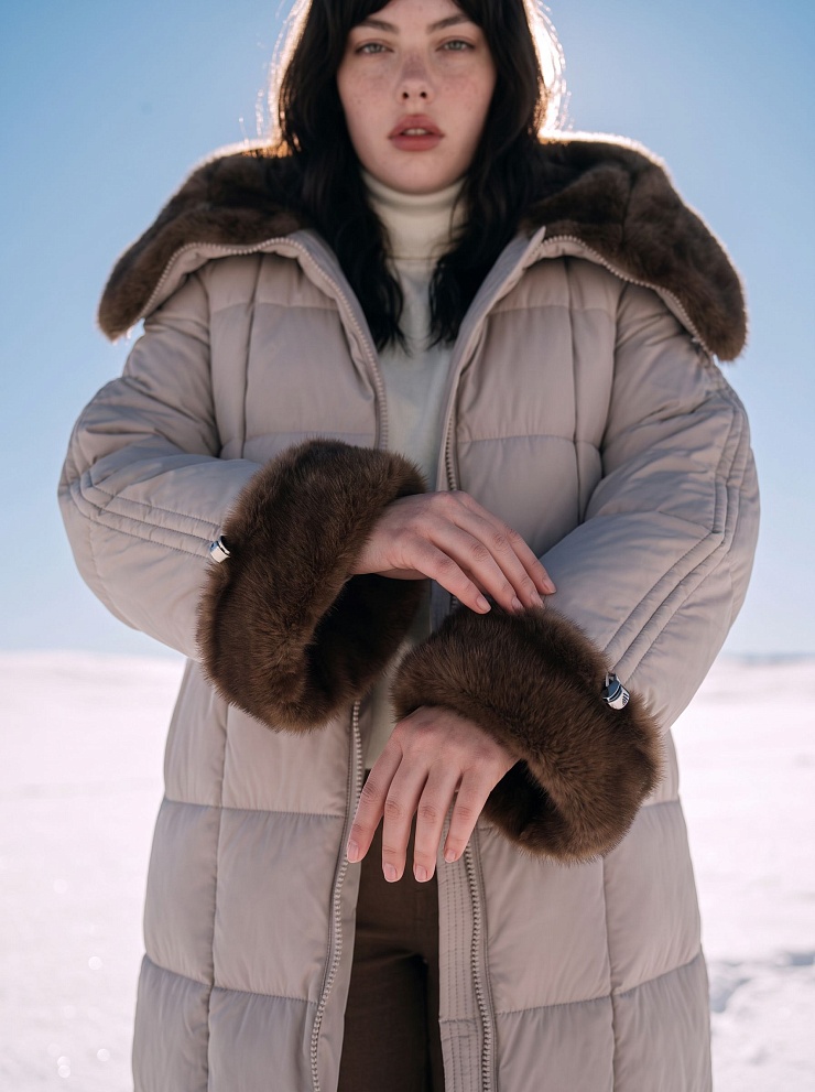 Пуховик женский зимний LAWINTER, светло-серый, модель 85471