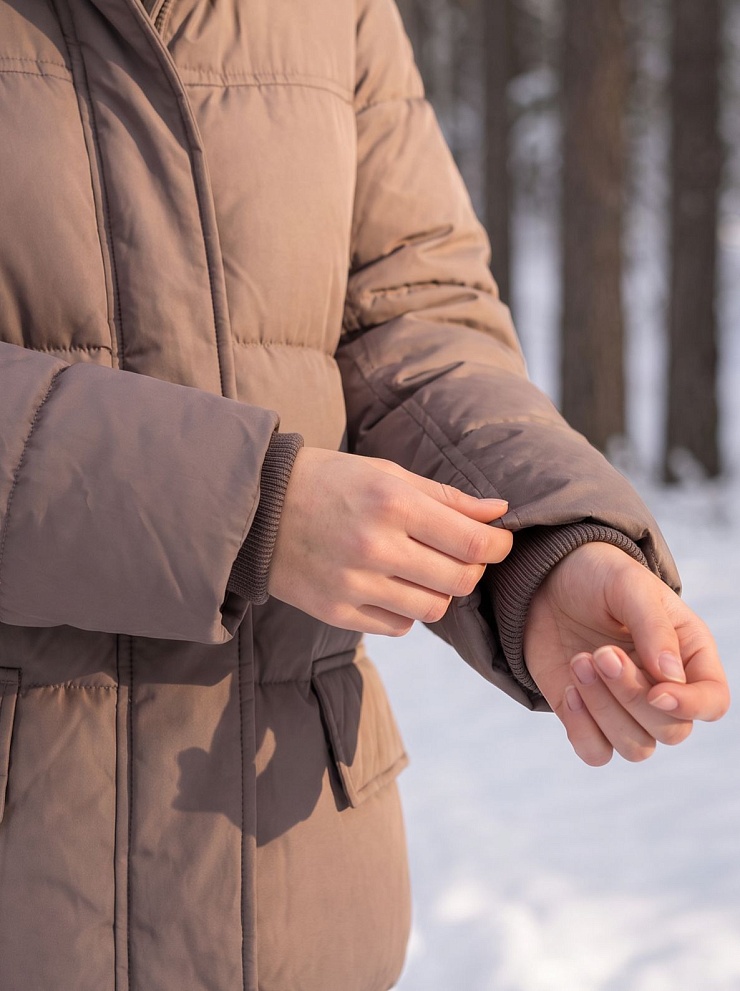 Куртка женская зимняя LAWINTER, коричневая, модель 85221