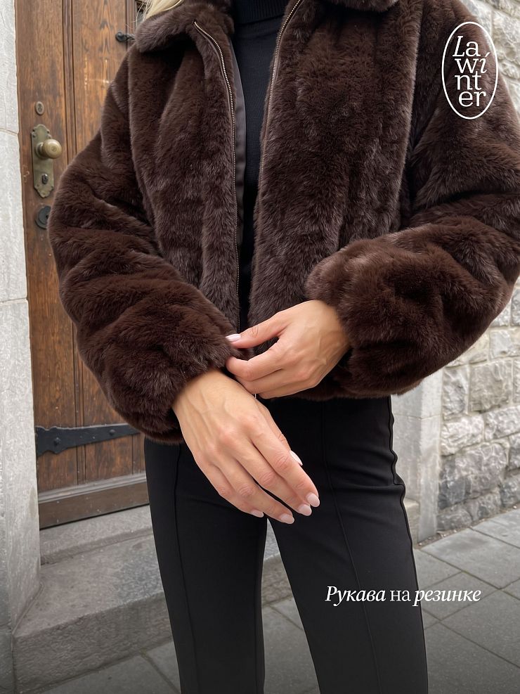 Шуба женская зимняя LAWINTER, коричневая, модель 56760