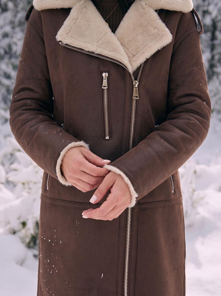 Дубленка женская зимняя LAWINTER, коричневая, модель 34253