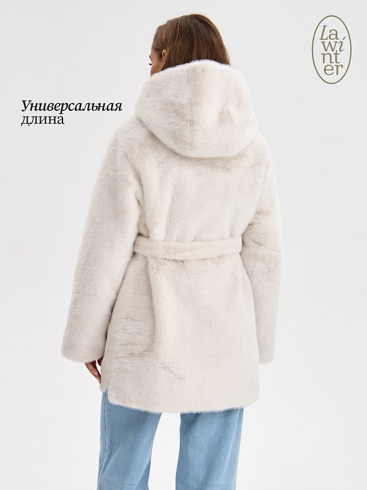 Шуба женская зимняя LAWINTER, молочная, модель 55306