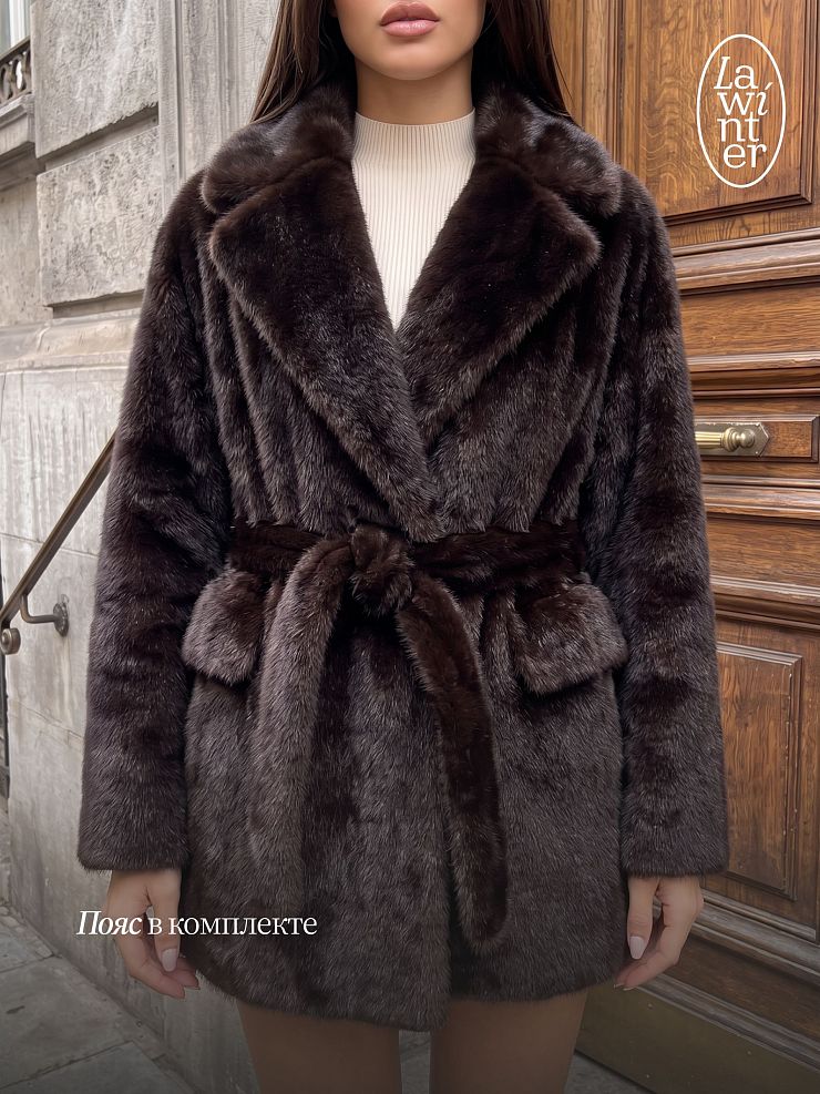 Шуба женская зимняя LAWINTER, коричневая, модель 56412