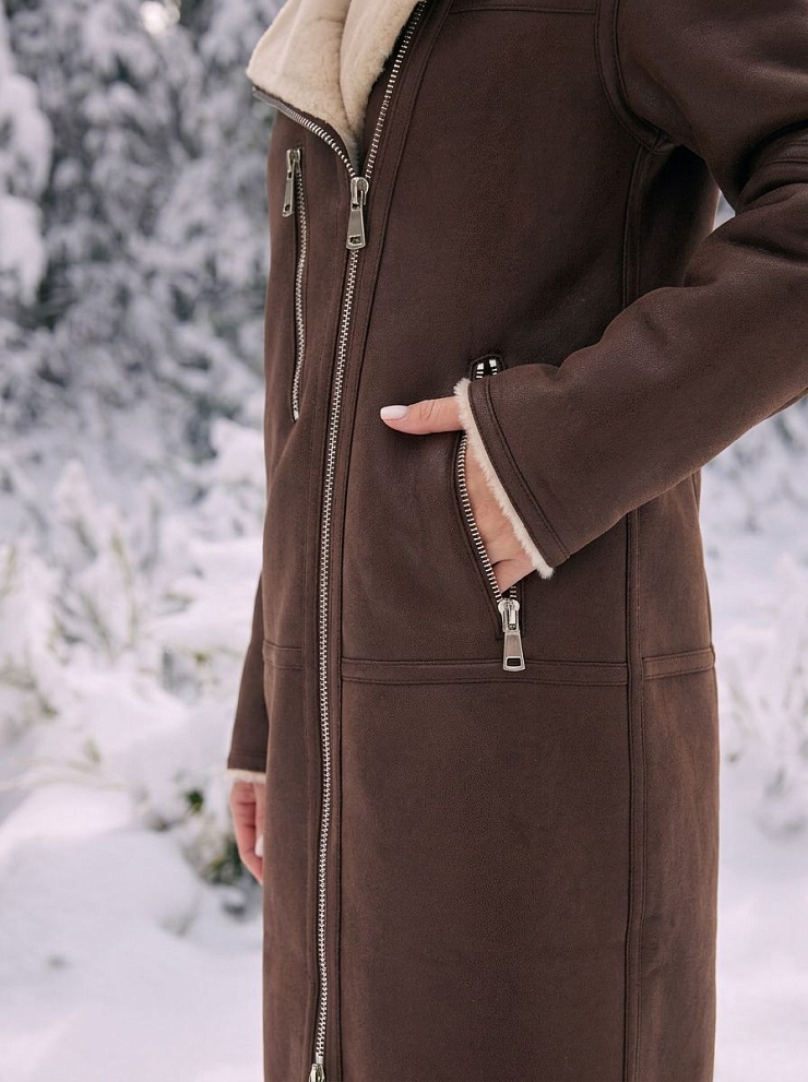 Дубленка женская зимняя LAWINTER, коричневая, модель 34253